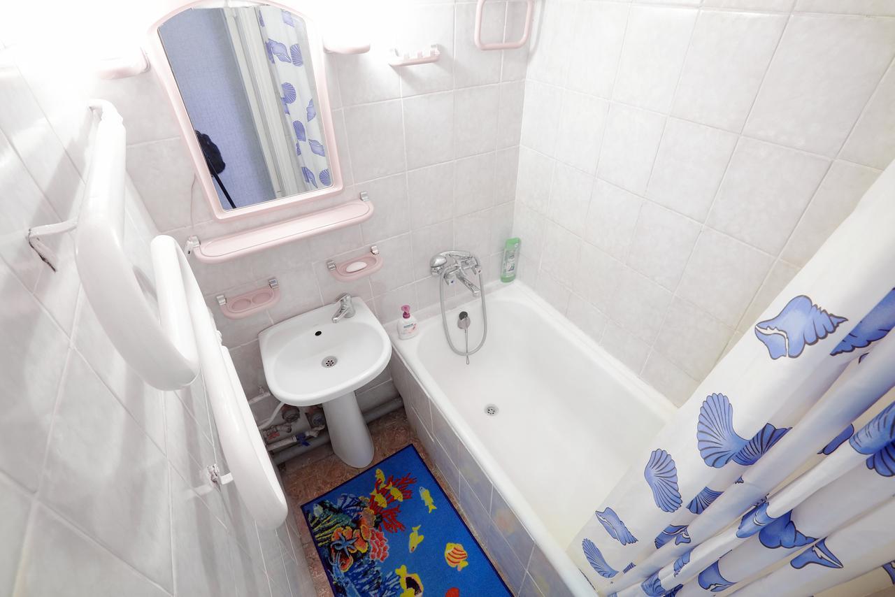 Apartment On Historical Center Of Львов Экстерьер фото